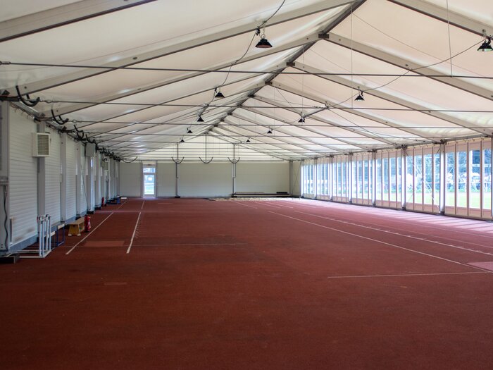 Leichtbauhalle Innenansicht