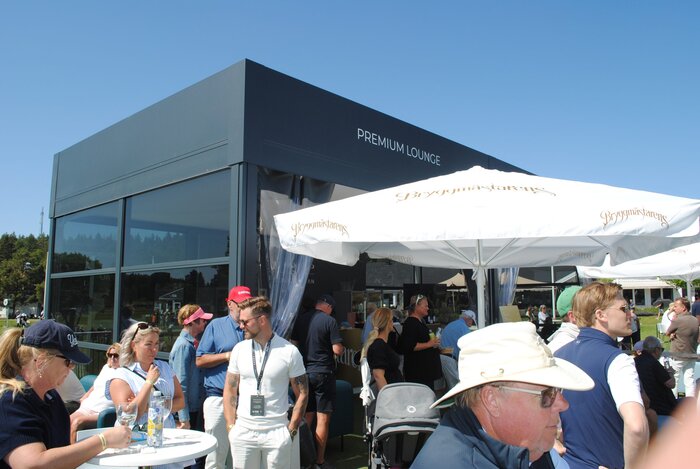 Außenansicht Pagodenzelt FPV