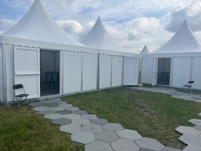 Metz pagoda tents