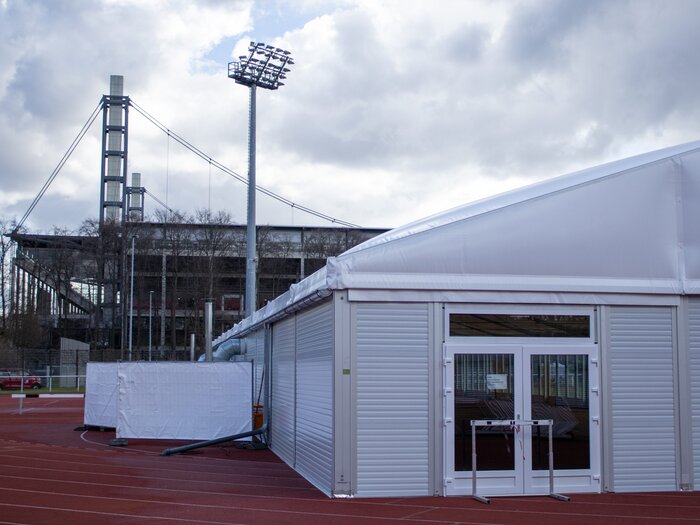 [Translate to English:] Leichtbauhalle Außenansicht