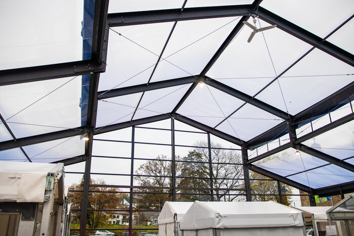 Innenansicht der Skyline Orangerie mit transparentem Dach