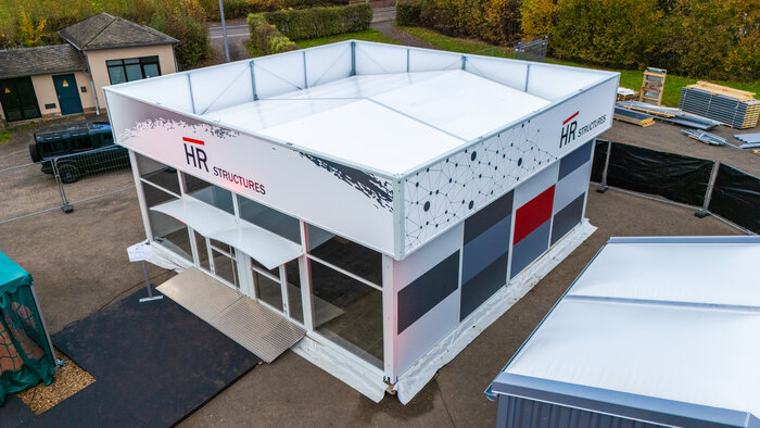 Schrägansicht von oben auf das Event Festzelt Vegas