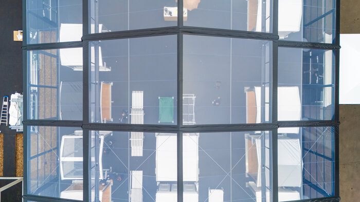 Luftaufnahme des Glasdachs der Skyline Orangerie