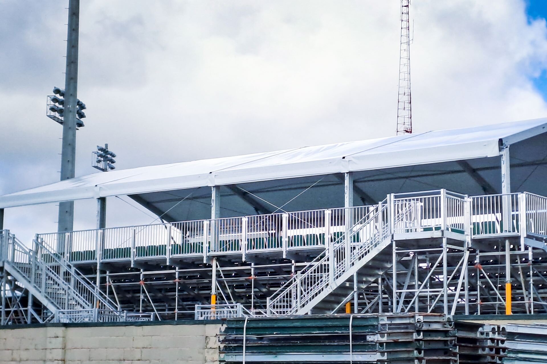 Roofing tribune exterior view