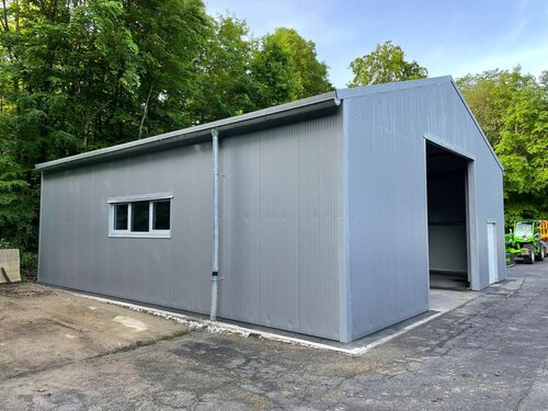 Insulated temporary warehouse