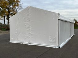 Truppenzelt Frontansicht