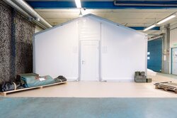 Frontansicht MTE Truppenzelt