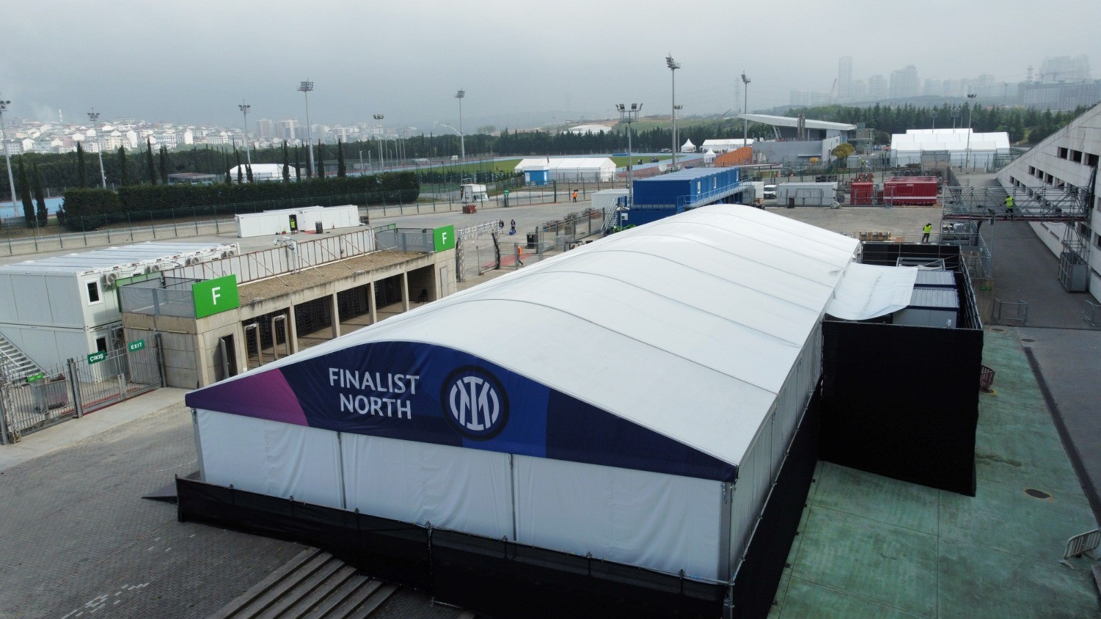 Rundbogenzelt Vogelperspektive