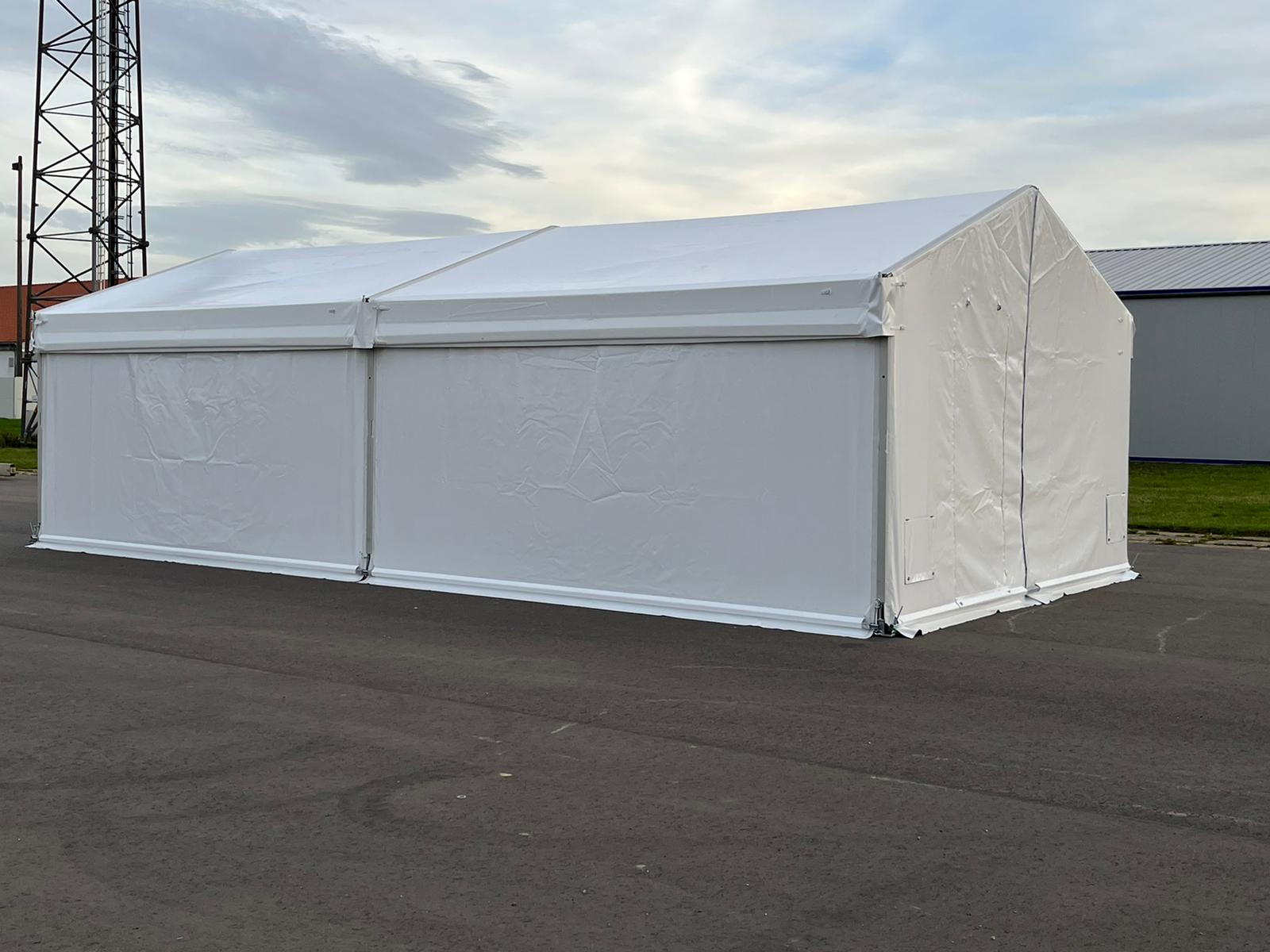 Truppenzelt Seitenansicht